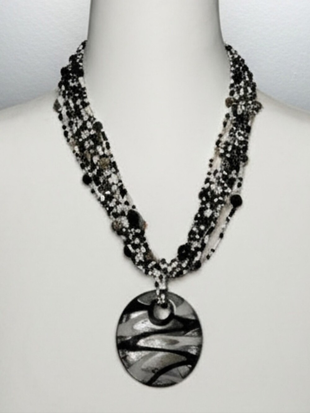 Brand New Beaded Pendant 21 Inch Necklace in Black & Silver
